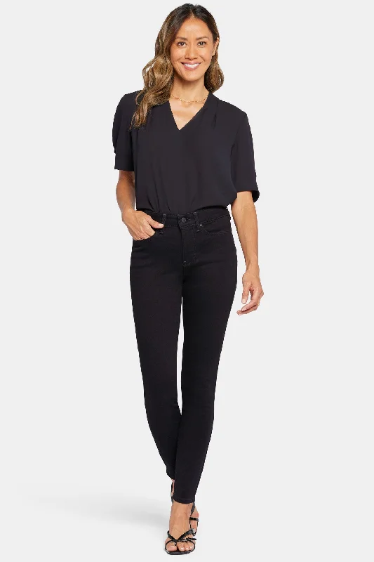 Ami Skinny Jeans - Black Relaxed Women's Beachy