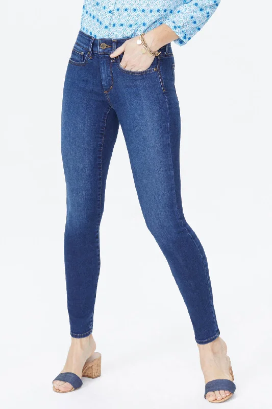 Ami Skinny Jeans In Tall - Cooper Practical Women's Quick - dry