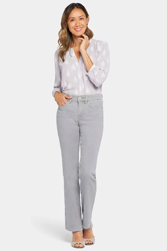 Marilyn Straight Jeans In Petite - Charisma Laid - back Women's Vibe