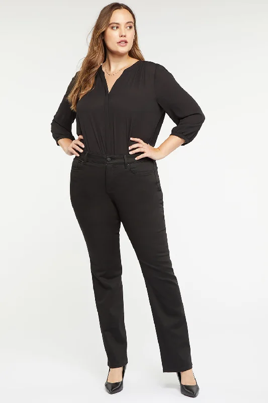 Marilyn Straight Jeans In Plus Size - Black Rinse Artistic Women's Avant - 