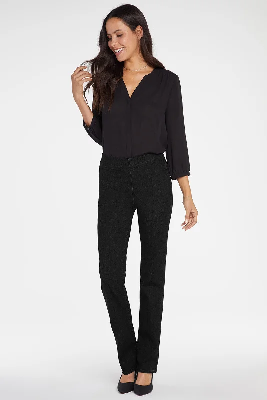 Marilyn Straight Pull-On Jeans - Black Stylish Women's Neon
